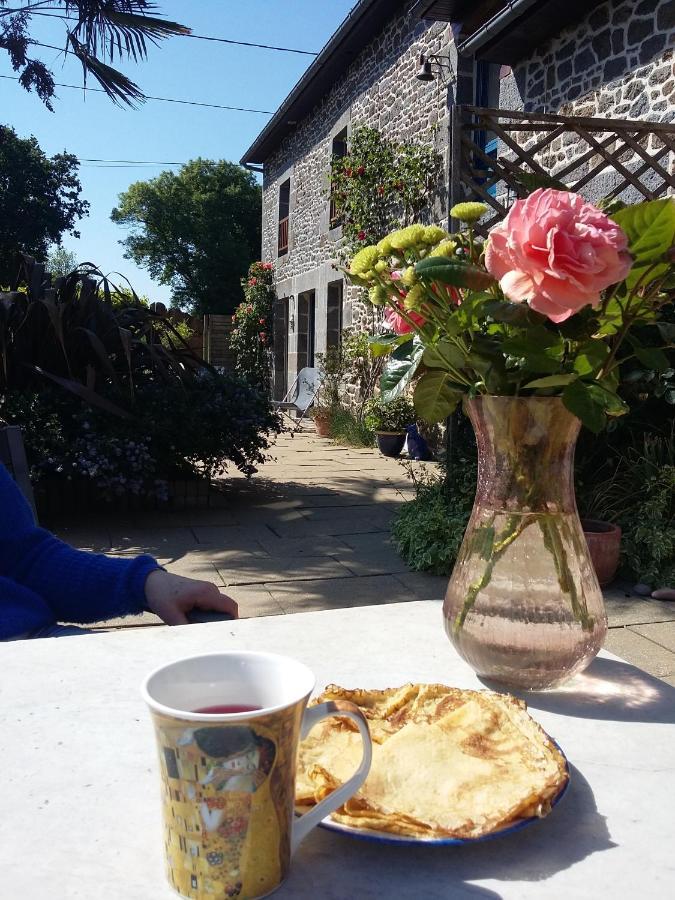 Bed and Breakfast Les Petites Chapelles Saint-Pierre-de-Plesguen Esterno foto